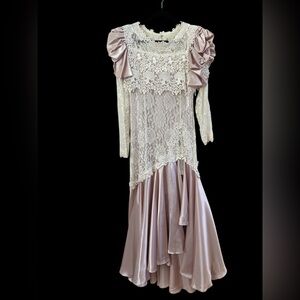 Vintage Cachet by Bari Protas Lace & Satin 80s Bridal Romantic Cottagecore  9/10